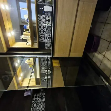 아파트 For 4 People 루케이트