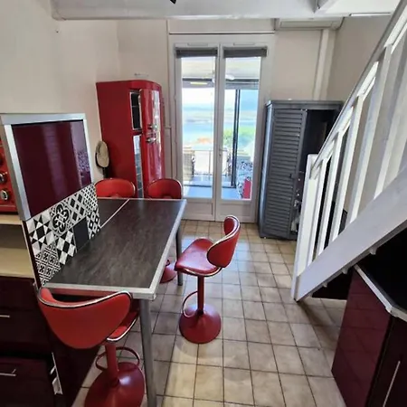 For 4 People Apartment Leucate