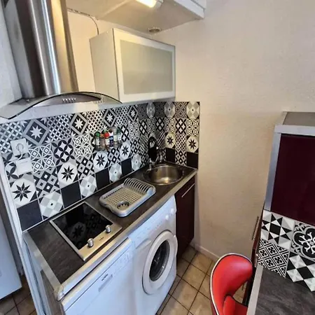 Apartment For 4 People Leucate